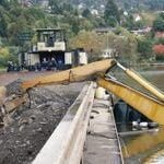 Potopená loď zůstane na dně Labe do konce týdne
