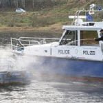 Tonoucího zachránili poříční policisté