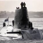 Britská „neviditelná“ jaderná ponorka najela u Skotska na skaliska