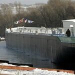 Loděnice ve Lhotce spustila na Labe chemický tanker