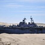 Americké válečné lodě se přiblížily k Libyi, zakotvily na Krétě