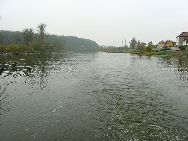 Upravená plavební úžina Chvatěruby.