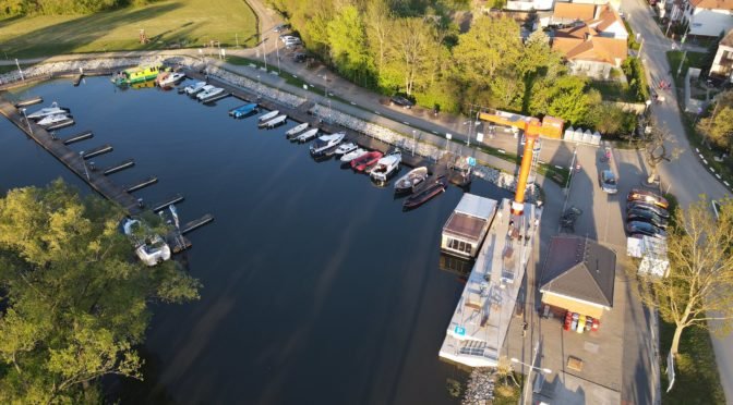 Přístavy na Baťově kanále zažily úspěšnou plavební sezónu