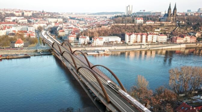 Příprava vítězného návrhu mostu na pražské Výtoni pokračuje